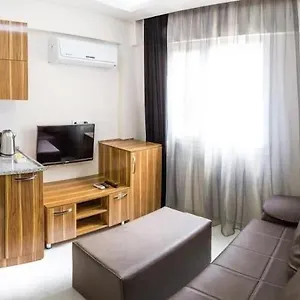 Smyrna Homes & Suits Apart Otel